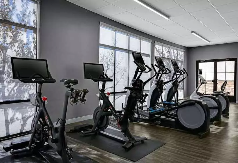 호텔 Doubletree By Hilton Denver International Airport