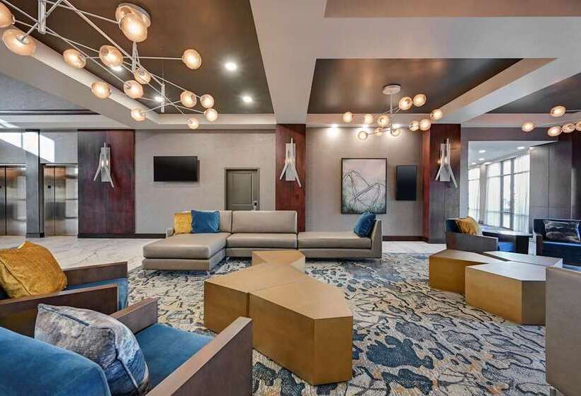 فندق Doubletree By Hilton Denver International Airport