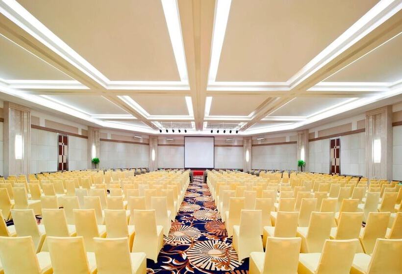 ホテル Four Points By Sheraton Qingdao, Chengyang