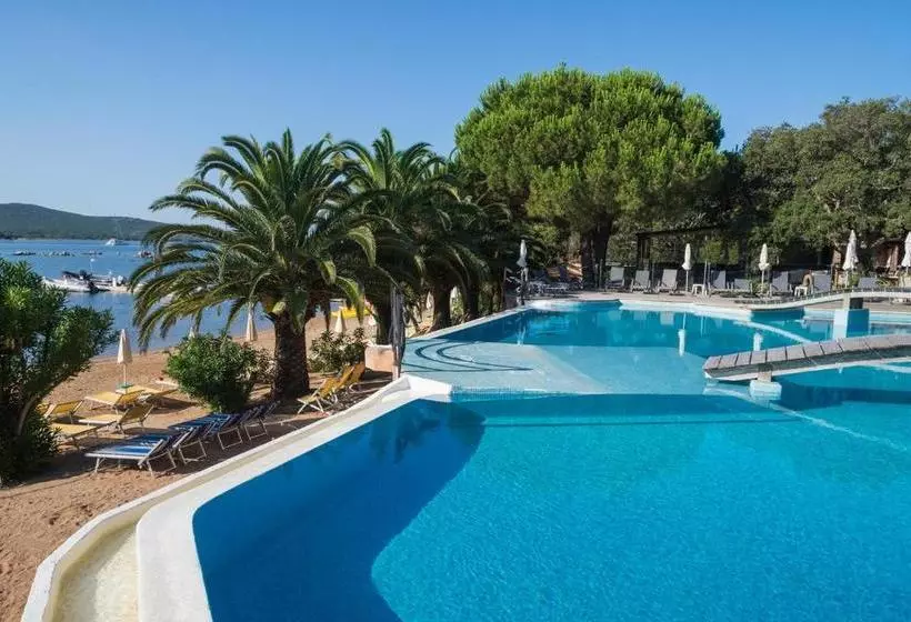 Hotelli Club U Libecciu