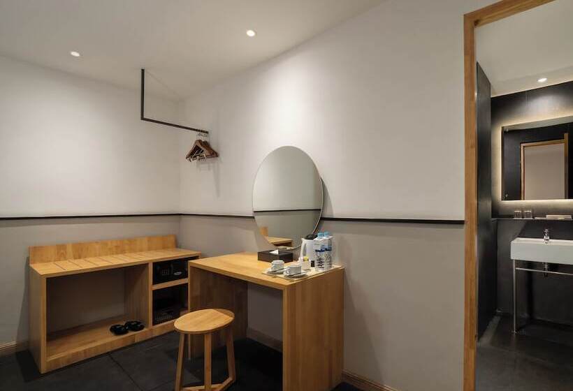 בית מלון כפרי Swissbelinn Medan