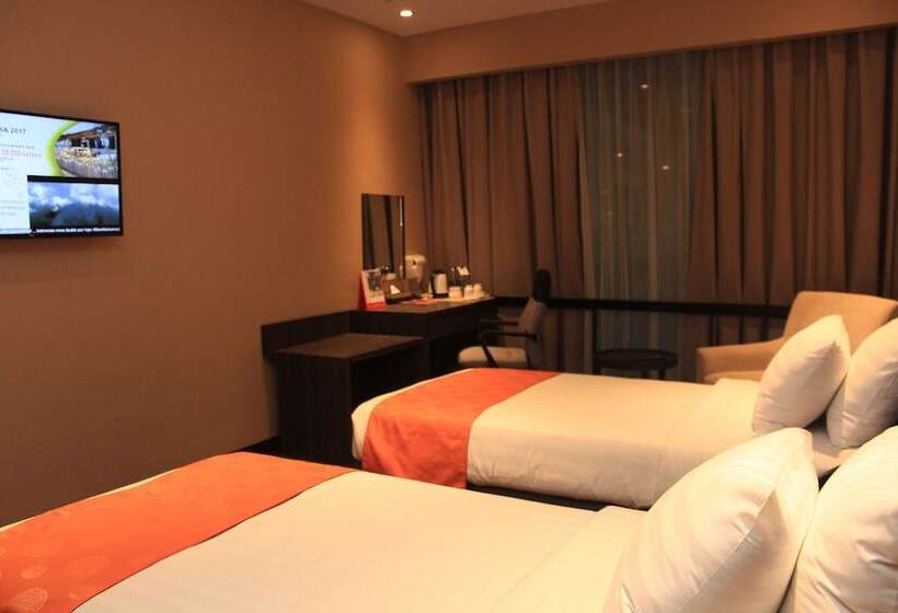 בית מלון כפרי Swissbelinn Medan