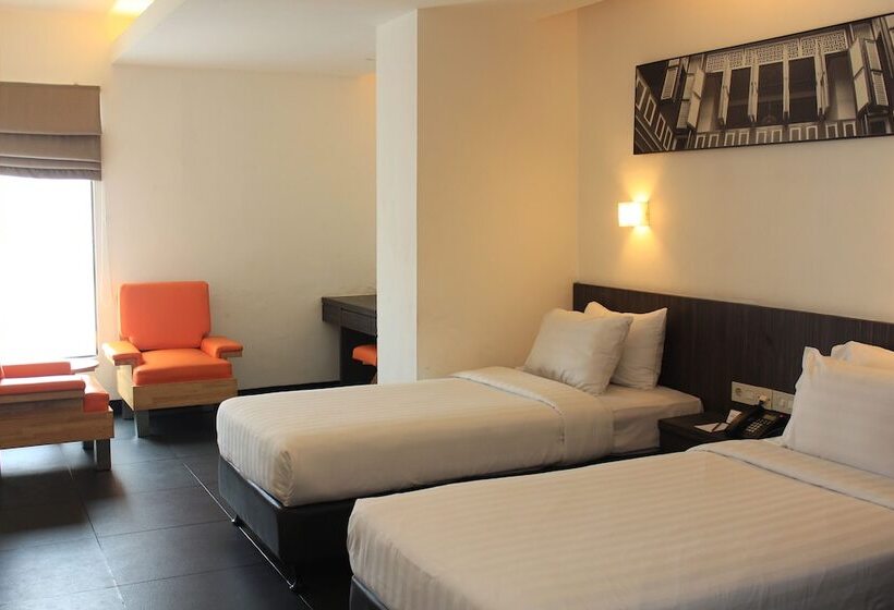 בית מלון כפרי Swissbelinn Medan