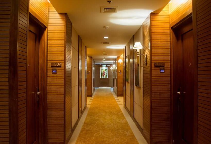 בית מלון כפרי The Cocoon Boutique