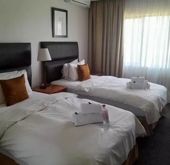 Protea Hotel By Marriott Harrismith Montrose