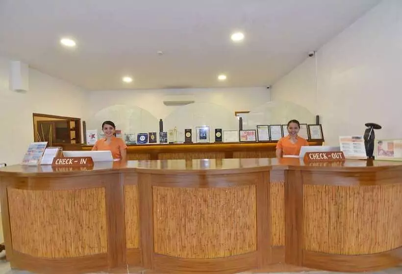 Resort Ambassador In Paradise