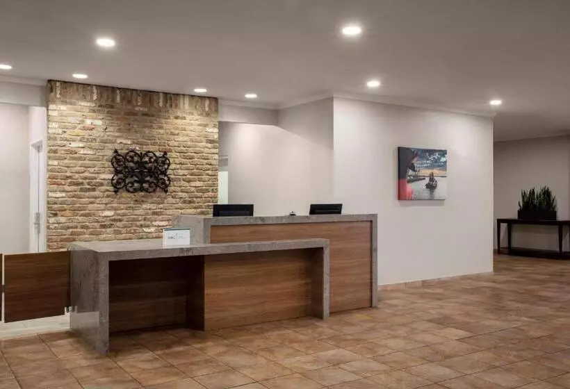 Candlewood Suites Mobile Downtown, An Ihg