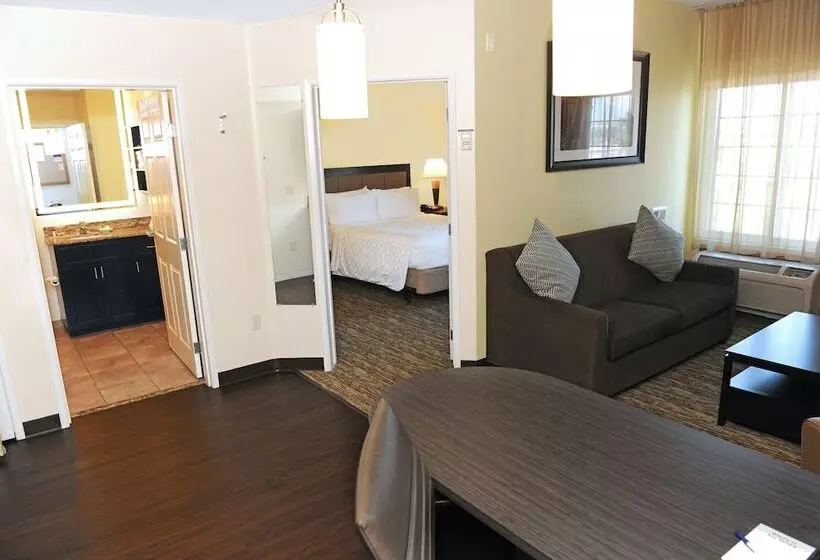 Candlewood Suites Santa Maria, An Ihg