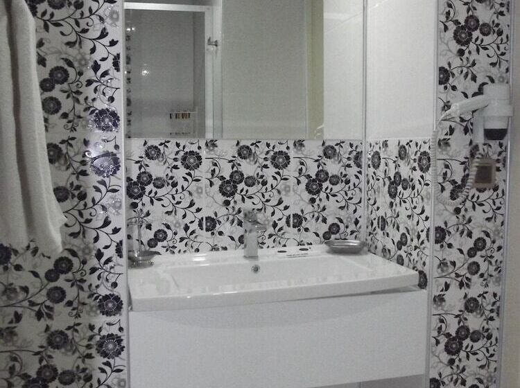 בית מלון כפרי Bronze