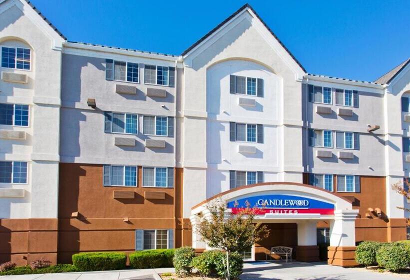 Szálloda Candlewood Suites Medford, An Ihg