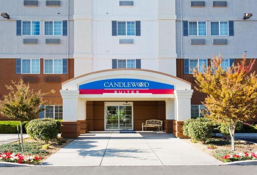 Szálloda Candlewood Suites Medford, An Ihg