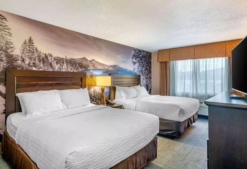 Hotelli Clarion Pointe Medford