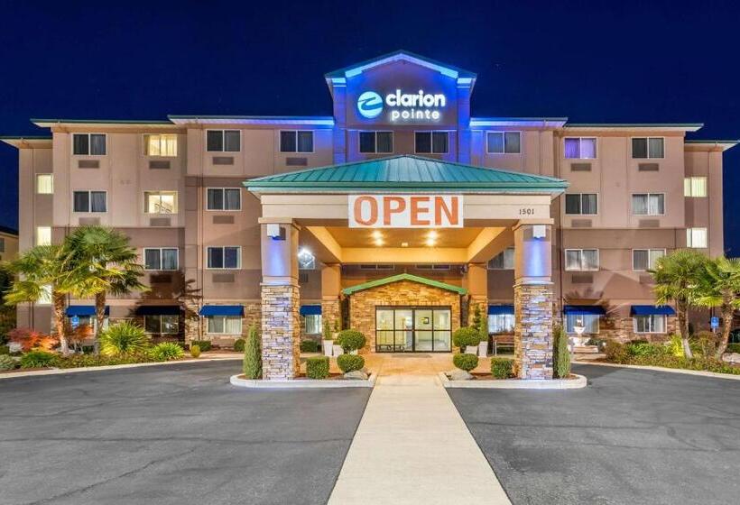 فندق Clarion Pointe Medford