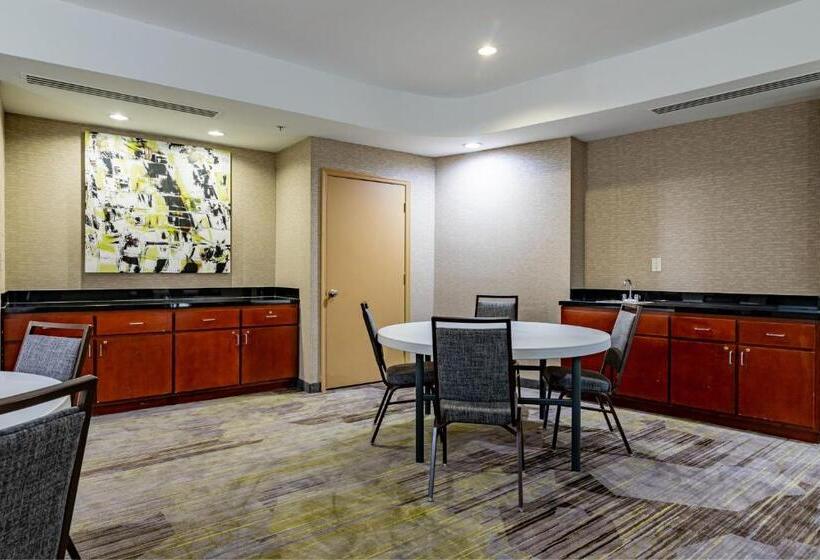 فندق Courtyard Brunswick