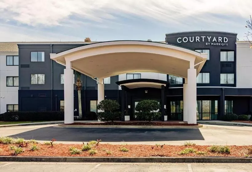 Szálloda Courtyard Brunswick