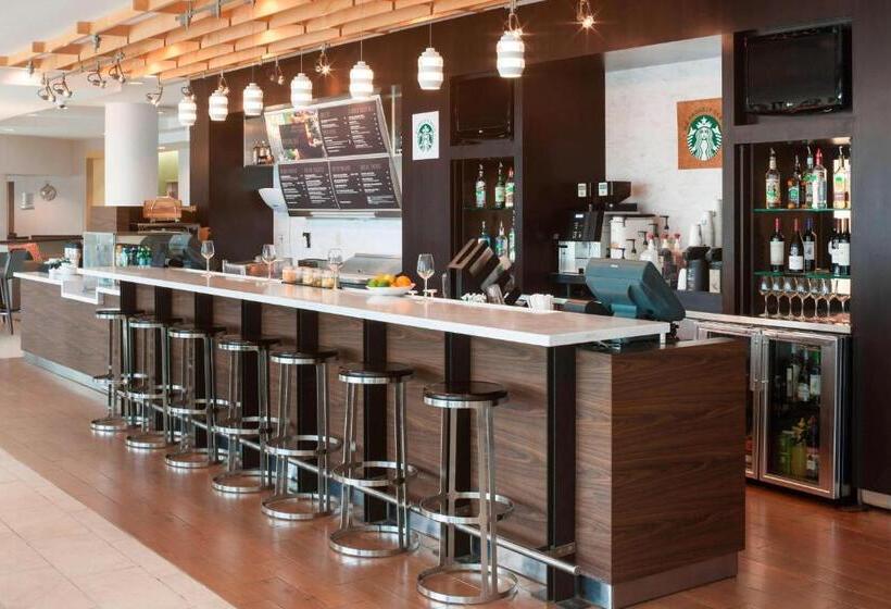 Отель Courtyard Carolina Beach