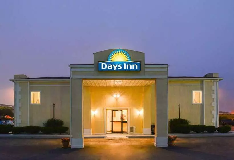 Hotelli Days Inn By Wyndham Indianapolis East Post Road