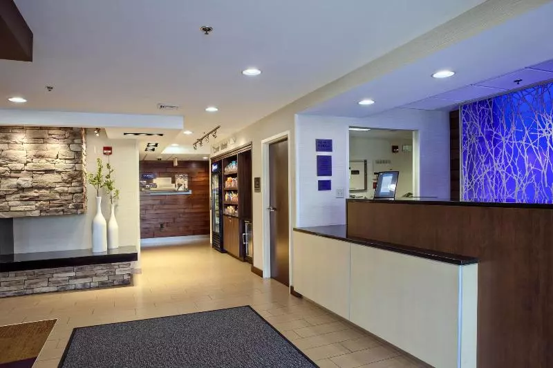 هتل Fairfield Inn Harrisburg Hershey