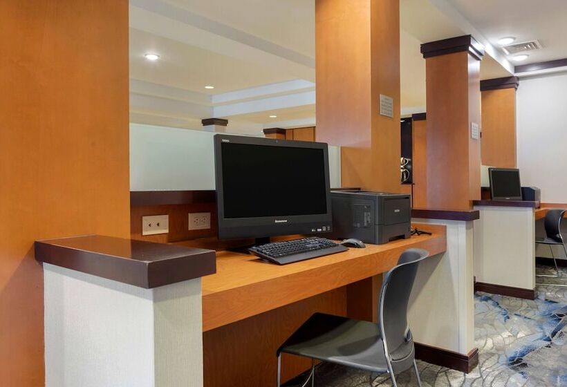 فندق Fairfield Inn & Suites By Marriott Rockford