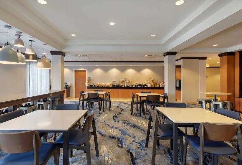 فندق Fairfield Inn & Suites By Marriott Rockford