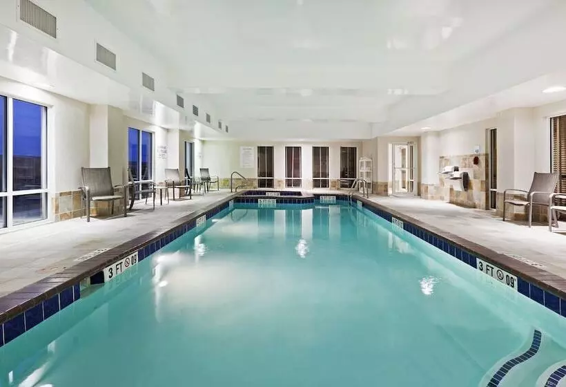 Hotelli Holiday Inn Express & Suites El Paso West By Ihg