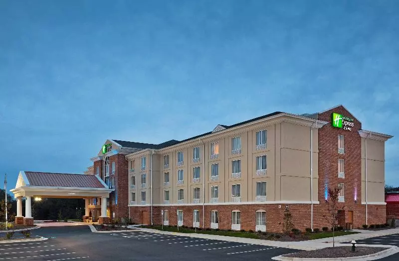 Holiday Inn Express Hotel & Suites Greensboro Airport Area, An Ihg