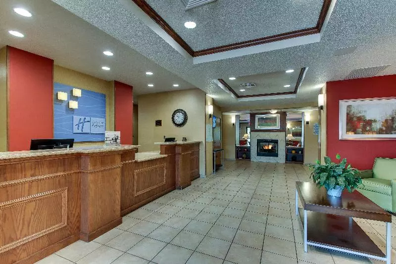 Holiday Inn Express Hotel & Suites Lancaster Lititz, An Ihg
