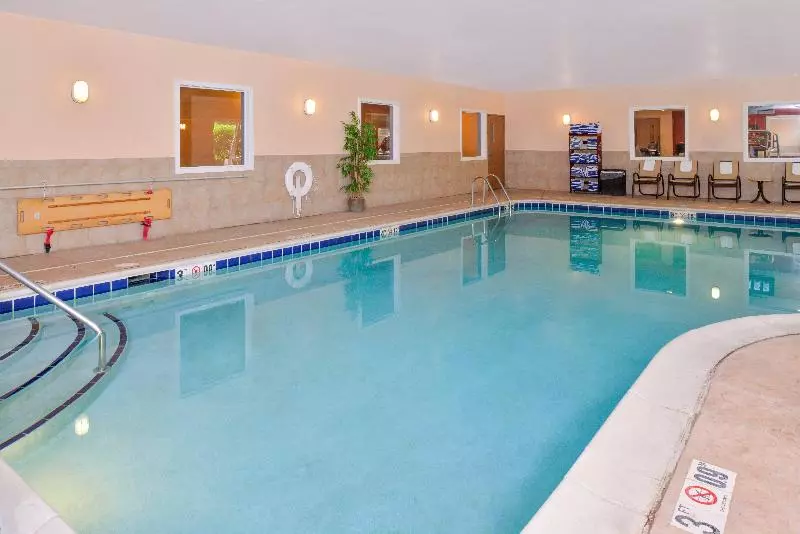 Holiday Inn Express Hotel & Suites Lancaster Lititz, An Ihg