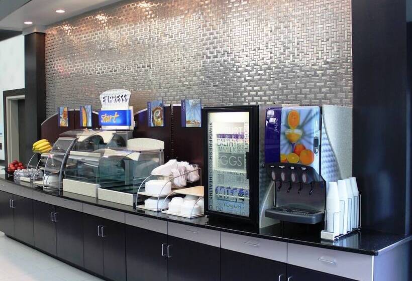 ホテル Holiday Inn Express & Suites Columbus   Polaris Parkway / Columbus, An Ihg