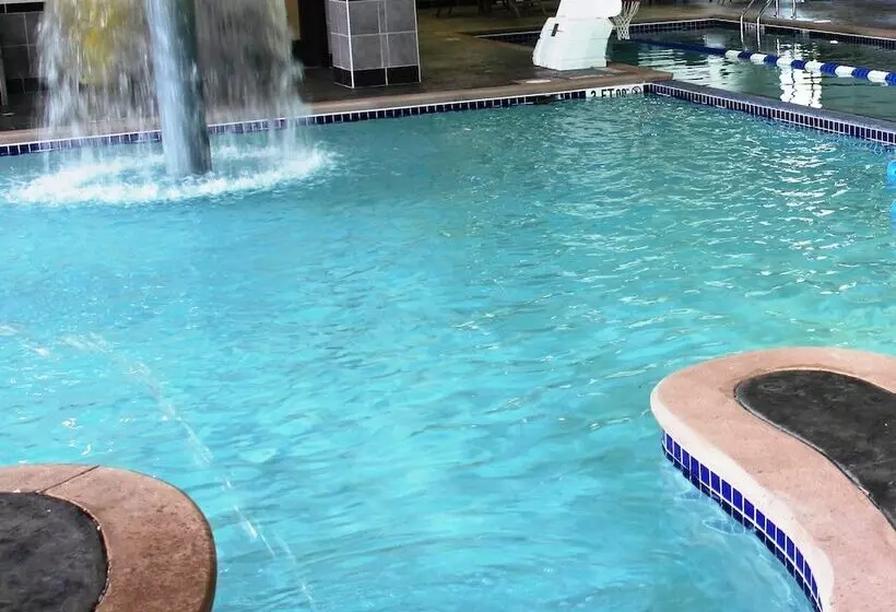 בית מלון כפרי Holiday Inn Express & Suites Columbus Polaris Parkway / Columbus, An Ihg