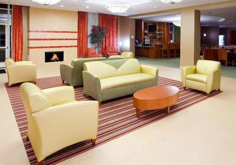 Delta Hotels By Marriott Colonial Heights