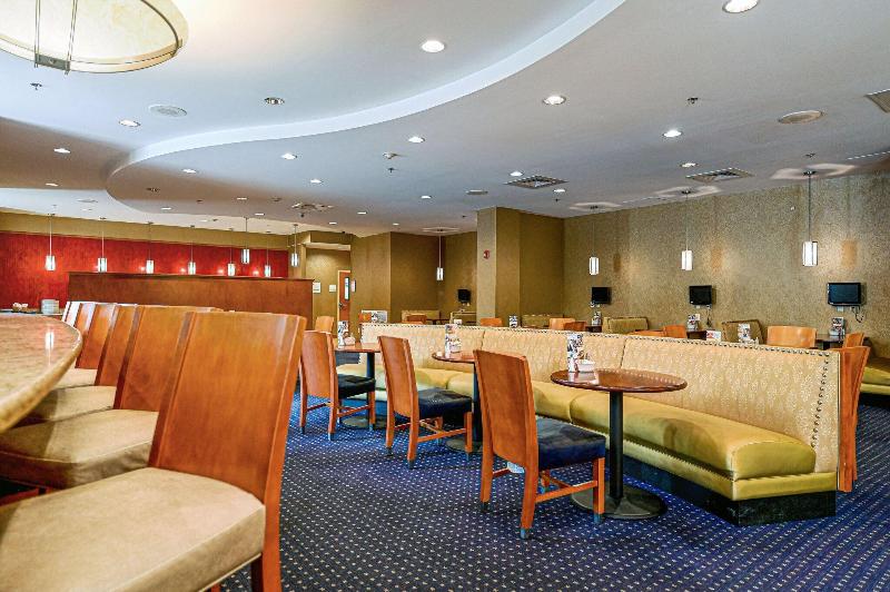 Delta Hotels By Marriott Colonial Heights