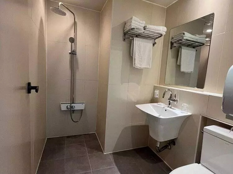 Incheon Airport Hotel Oceanside