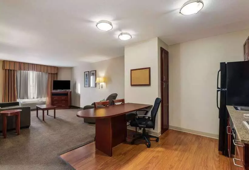 호텔 Mainstay Suites Fitchburg  Madison