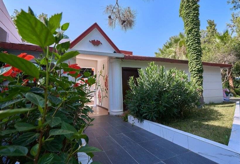 בית מלון כפרי Maya Golf Side   All Inclusive