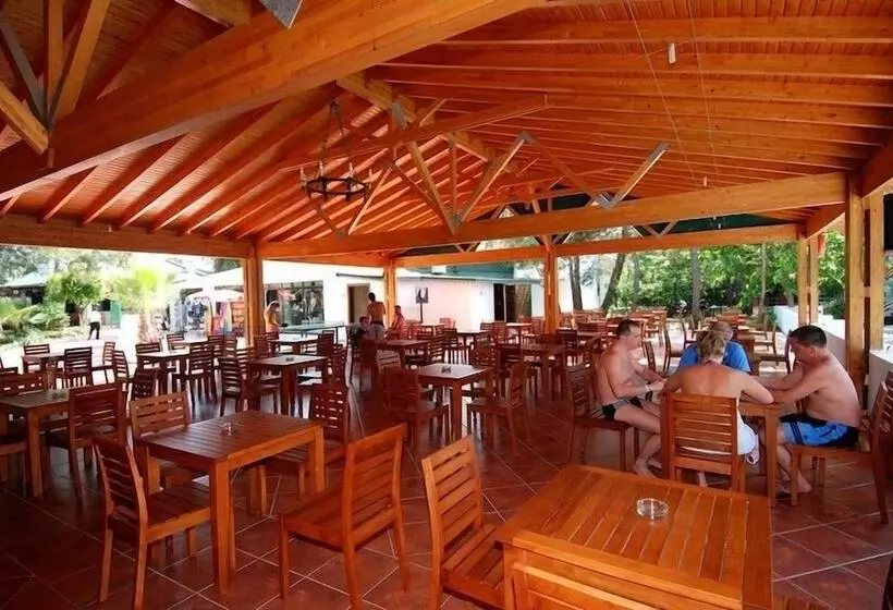 فندق Maya Golf Side All Inclusive