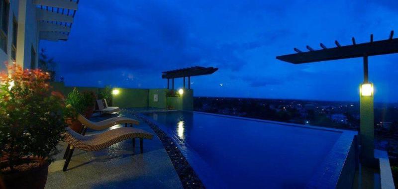 Отель One Tagaytay Place