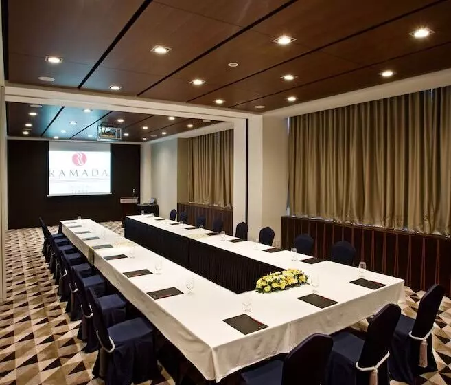 Hôtel Ramada Plaza By Wyndham Suwon