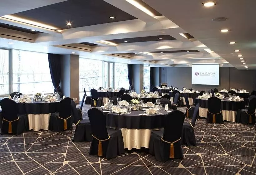 Hôtel Ramada Plaza By Wyndham Suwon