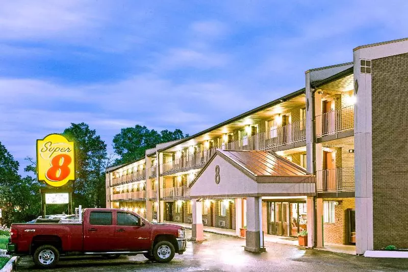 בית מלון כפרי Super 8 By Wyndham Laurel