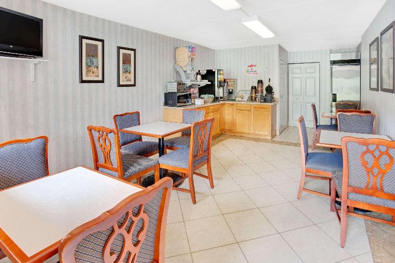 酒店 Super 8 By Wyndham Laurel