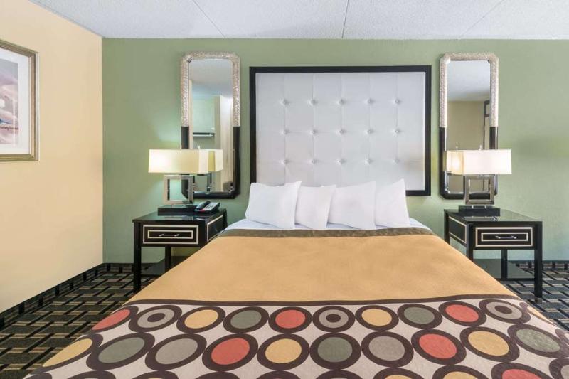 فندق Super 8 Montgomery