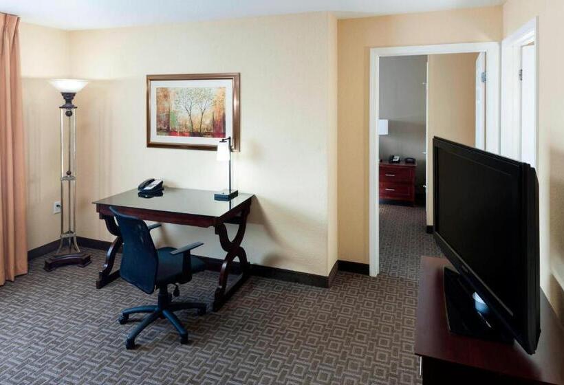 בית מלון כפרי Towneplace Suites By Marriott Texarkana