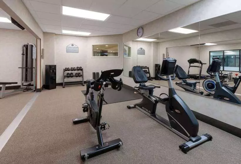 호텔 Wingate By Wyndham Erie