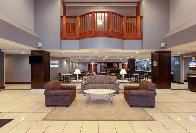 호텔 Wingate By Wyndham Erie