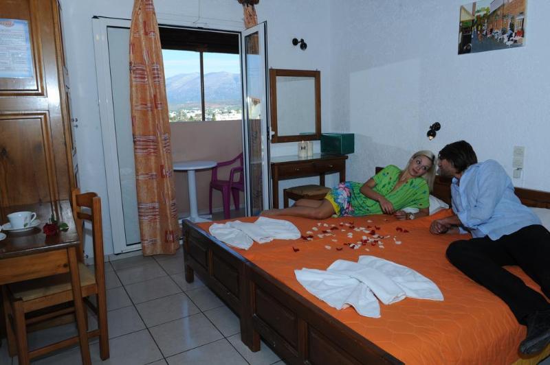 Kastro Beach Apartments