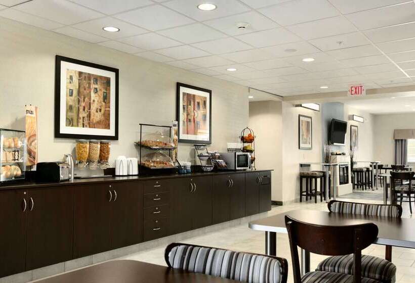 Microtel Inn And Suites By Wyndham Geneva