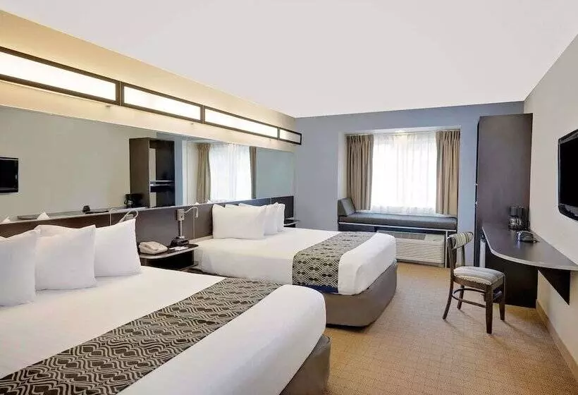 Microtel Inn And Suites By Wyndham   Geneva