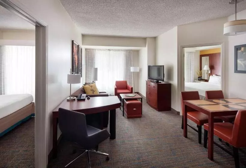 Residence Inn Phoenix Desert View At Mayo Clinic