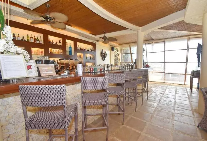 Resort Ambassador In Paradise